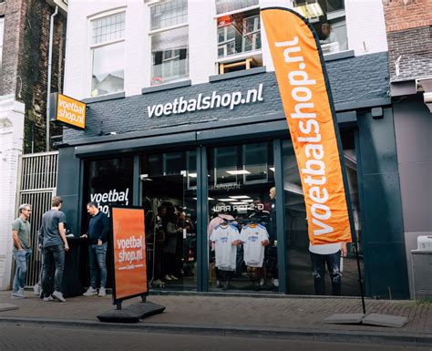 voetbal shop nl.